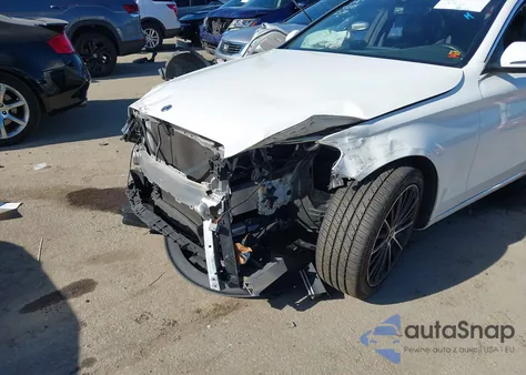 2019 Mercedes-Benz C 300 из США, поврежденный, VIN 55SWF8DB2KU288660